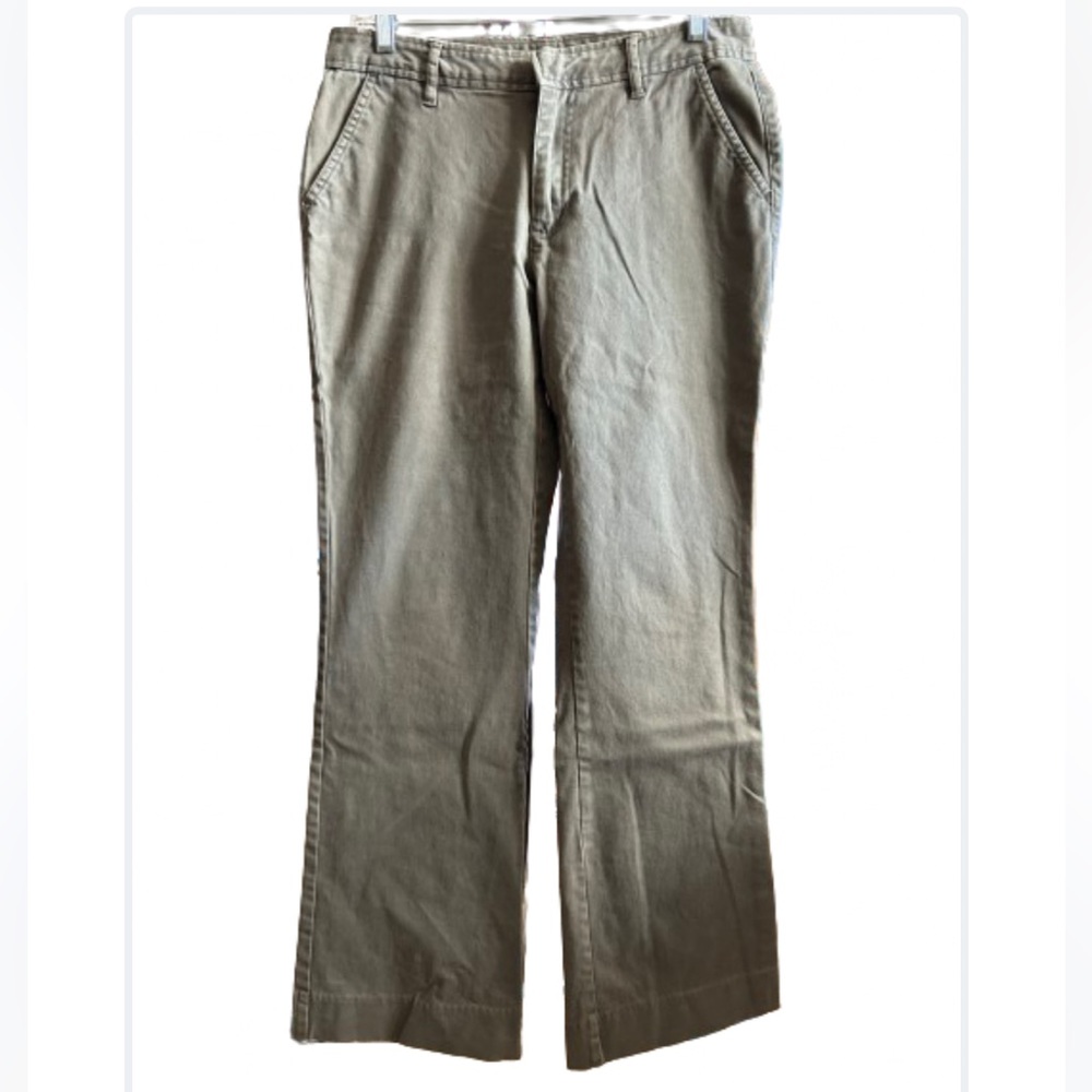 Gap stretch khakis size 8